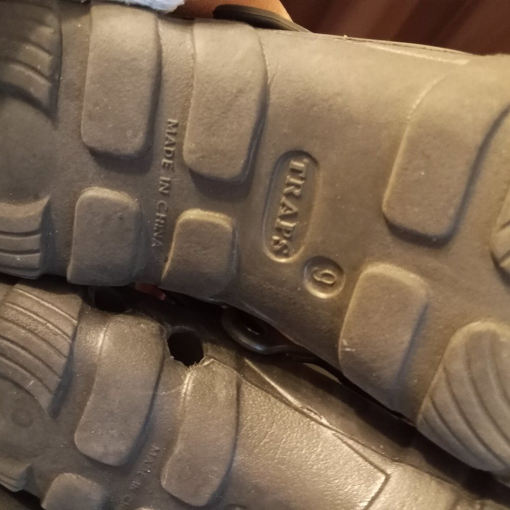 Traps Shoes Size 9 Worn Once Black - Picture 8 of 12